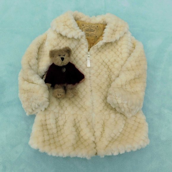 Old Navy 3T Cozy Soft Textured Faux-Fur Peplum Coat - Picture 1 of 2